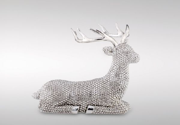 Rentier gro&szlig;<br>liegend rechts blickend<br>